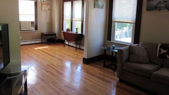 Image of 49 Walton Ln