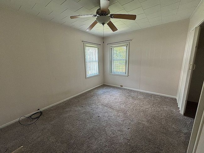 Additional photo 3 of property located at 3474 Roche Ave