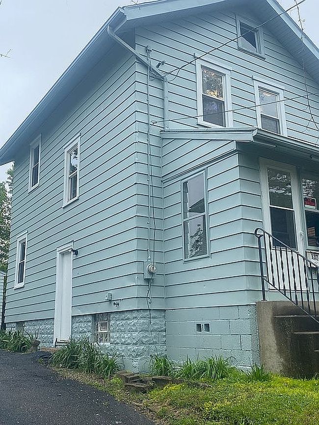Photo of 1371 Laffer Ave