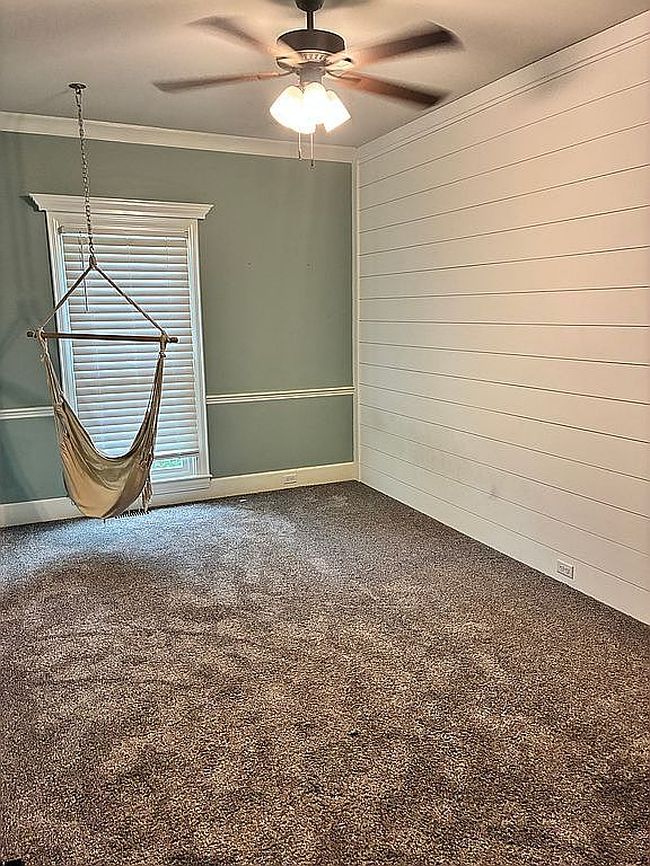 Image of 712 Whitney Dr