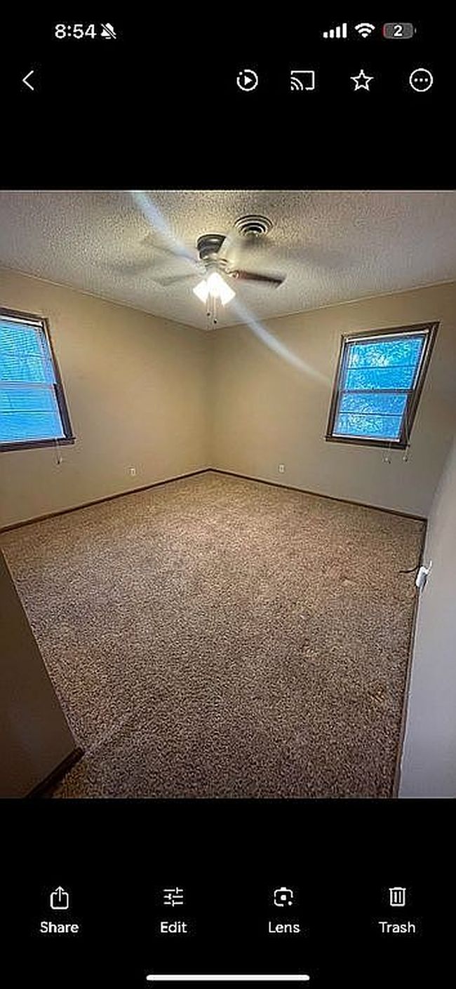 Photo of 517 E Jefferson St, Pittsburg, KS