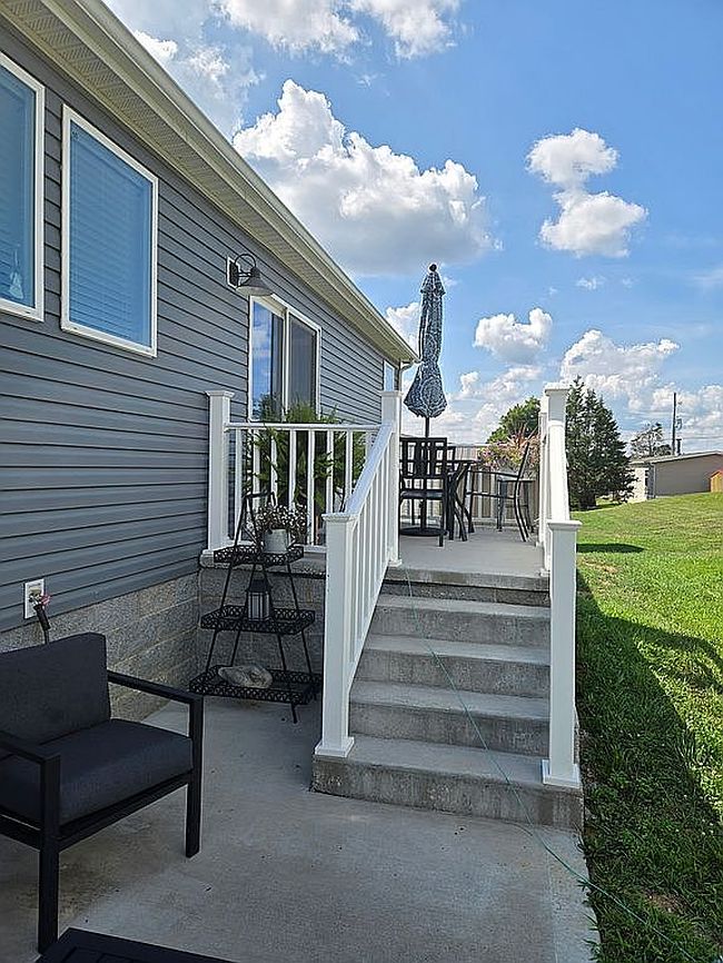Photo of 113 Hubbard Cir, Clinton, TN