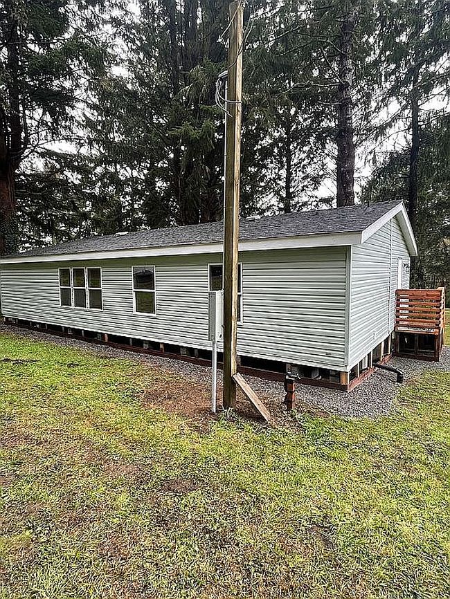 Photo of 17281 Highway 101 N, Smith River, CA