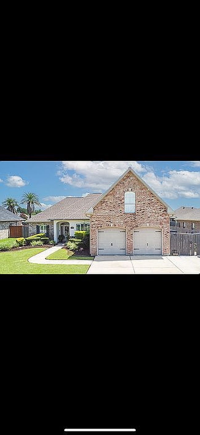 Photo of 103 Gretchen Ct, Montz, LA