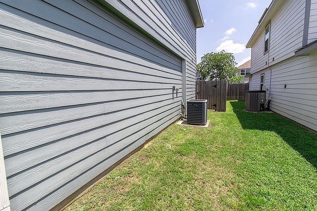 Photo of 21118 Sugar Orchard Ln, Tomball, TX