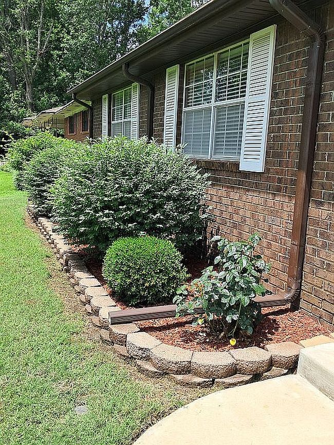 Image of 2110 Cove Cir N