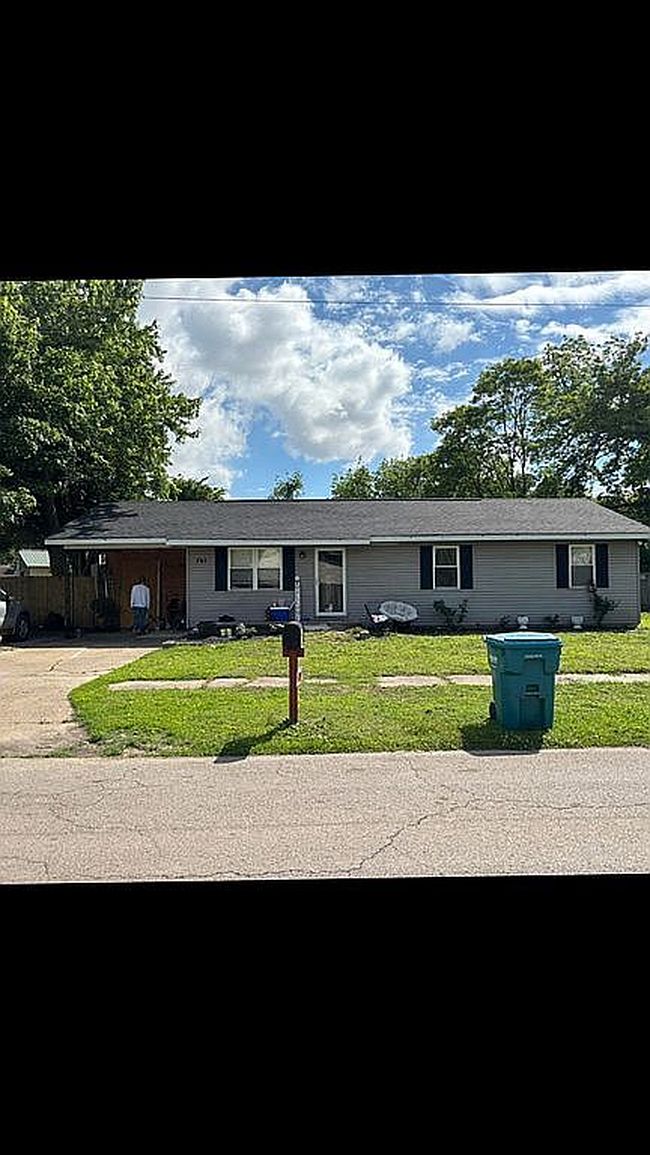 Photo of 701 W 9th St, Caruthersville, MO