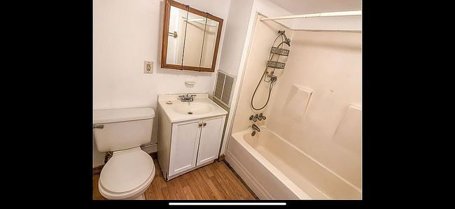 Image of 1877 Montgomery Ave
