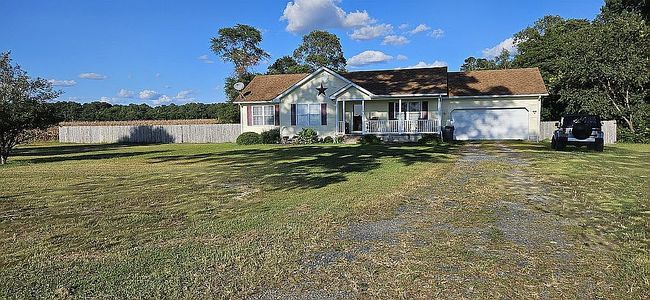 Photo of 32103 Ellis Grove Rd