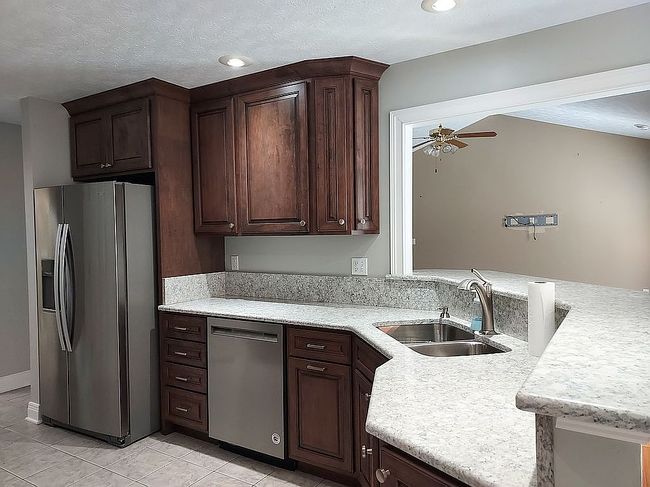 Image of 2450 Cobblestone Dr