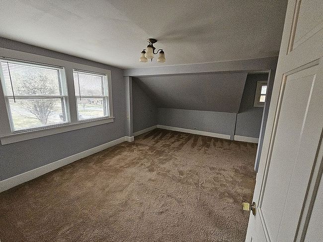 Image of 951 S Alvord Blvd