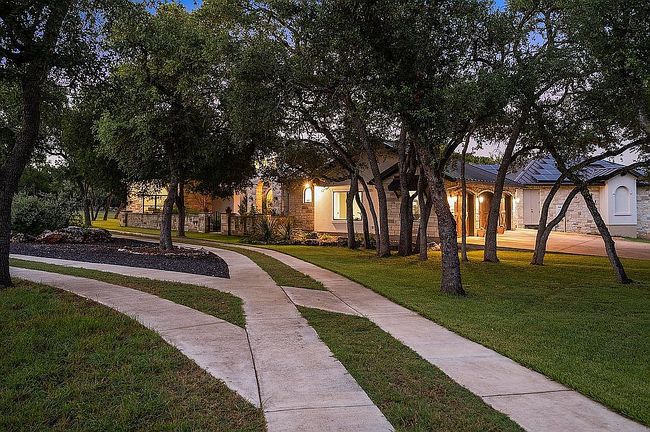 Photo of 401 Trail Ridge Rd, Wimberley, TX