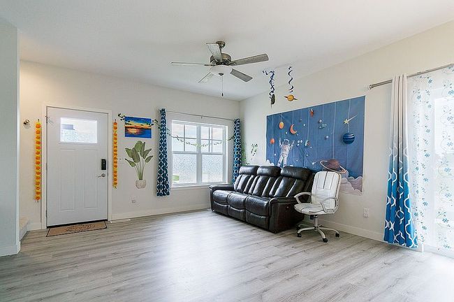 Image of 2485 Rookwood Ln