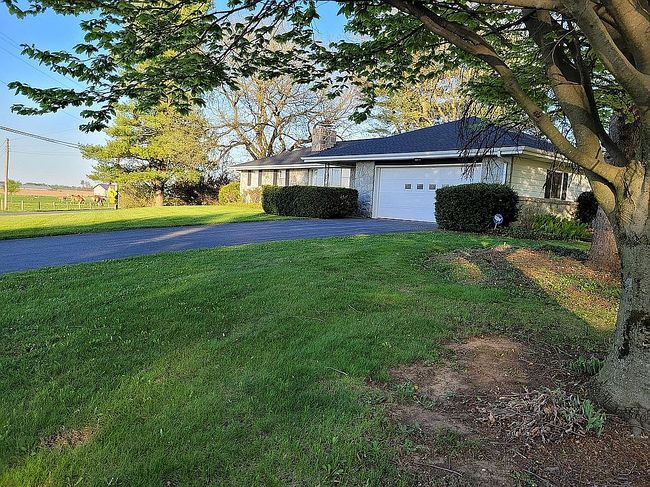 Image of 2 Colonial Dr