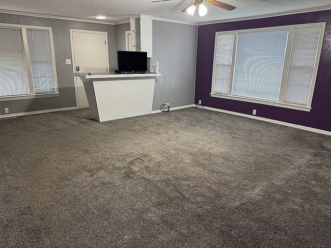 Photo of 400 S Bailey St, Electra, TX