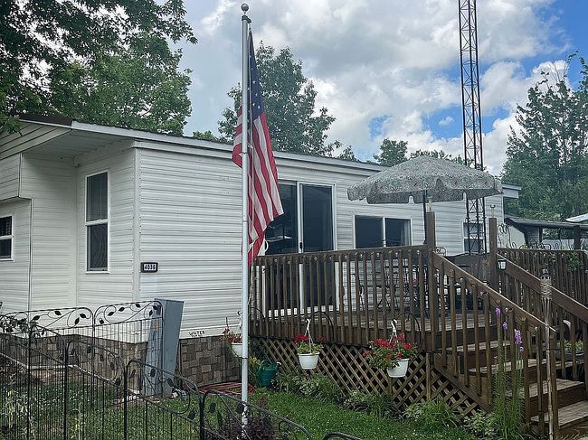 Photo of 4036 Van Bibber Lake Est, Greencastle, IN