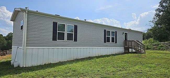 Photo of 84 Crappie Hollow Ln, Taylorsville, NC