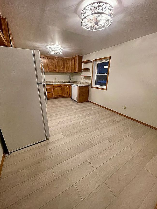 Photo of 918 E 3rd St, Ogallala, NE