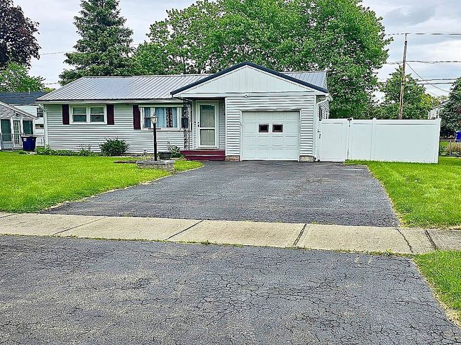 Image of 140 Verstreet Dr