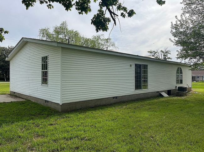 Image of 114 W Parker St