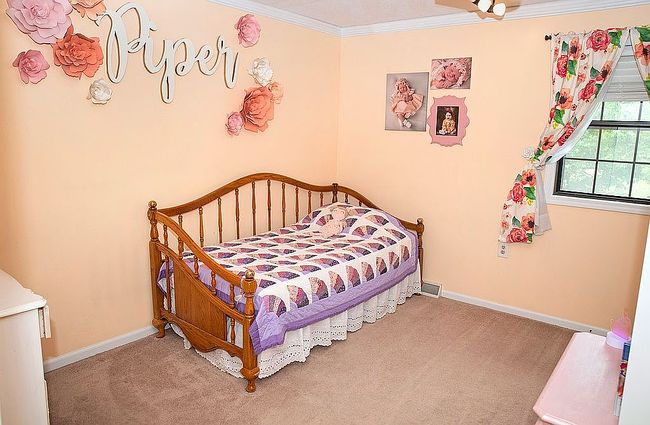Image of 1411 Woodlawn Dr