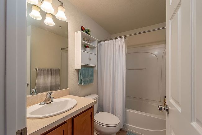 Image of 4410 Sw 52nd Cir Apt 108