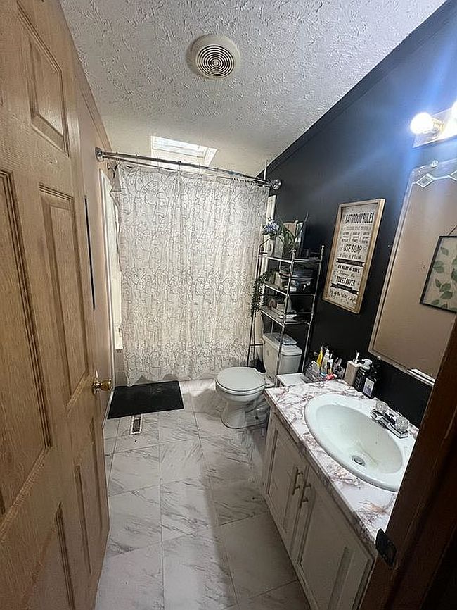 Photo of 1960 85th St W, Inver Grove Heights, MN