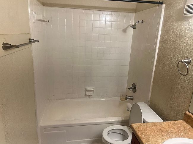 Additional photo 3 of property located at 8100 Creekbend Dr Apt 154