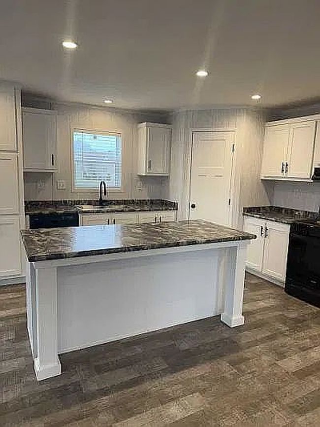 Image of 4208 Canalside Dr