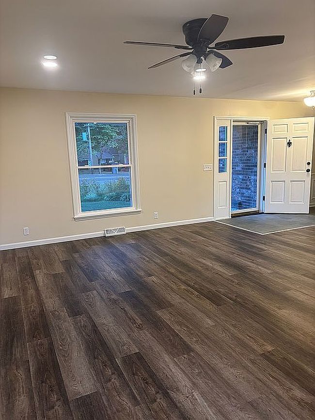 Photo of 6808 Lincoln Ave, Evansville, IN