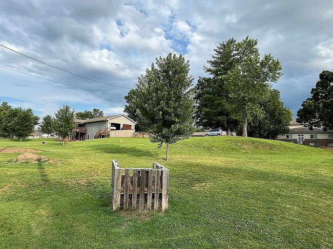 Photo of 446 E 10th St, Baxter Springs, KS