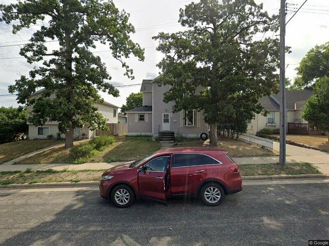 Additional photo of property located at 238 7th Ave N