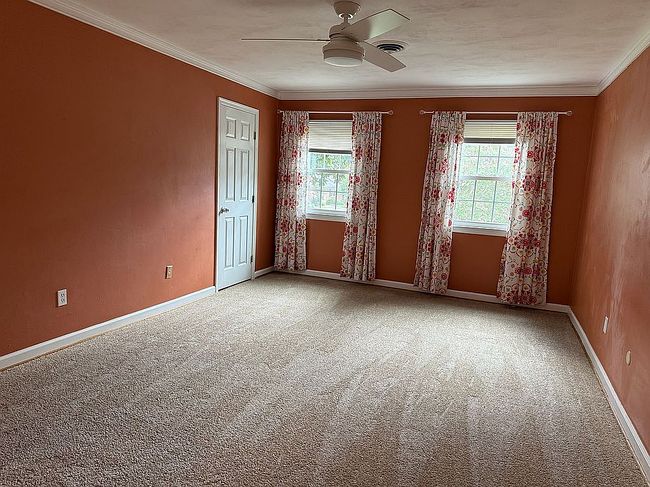 Additional photo 1 of property located at 629 Lord Dunmore Dr