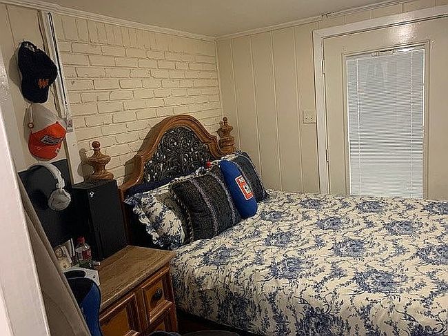 Image of 3262 Camelot Dr