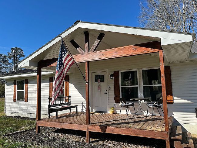 Image of 1606 Fischer Rd Ne