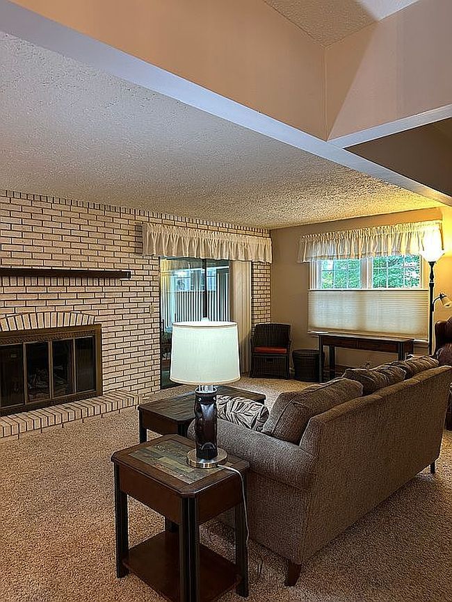 Photo of 3114 Contessa Ln, Erie, PA