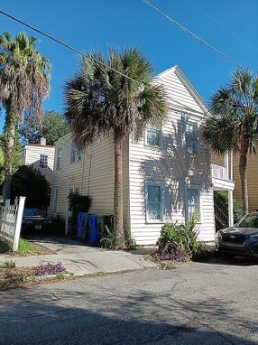 Preview of property located at 12 Trapman St Apt B