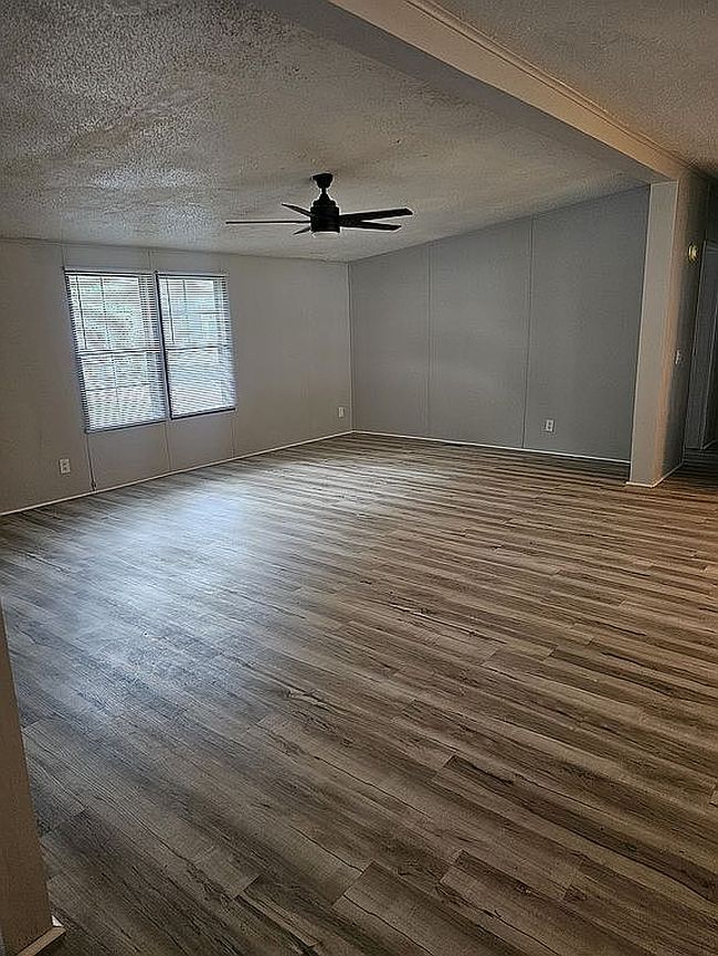 Photo of 4329 Little Leaf Cir, Indianapolis, IN