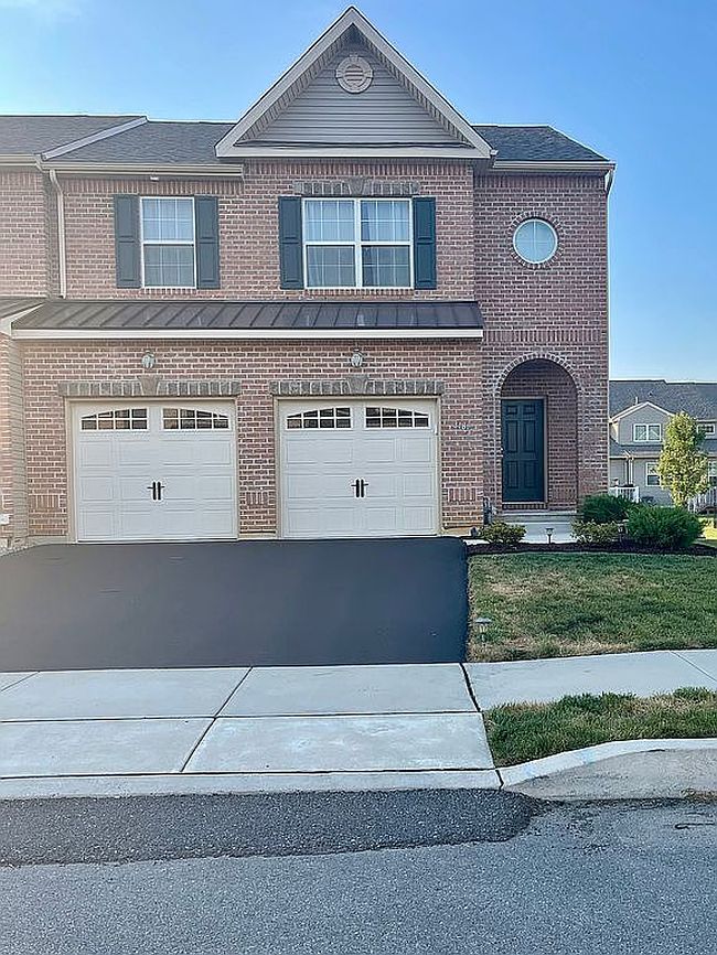 Photo of 4486 Cottonwood Dr, Nazareth, PA