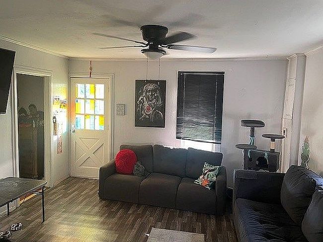 Photo of 408 Harris St, Italy, TX