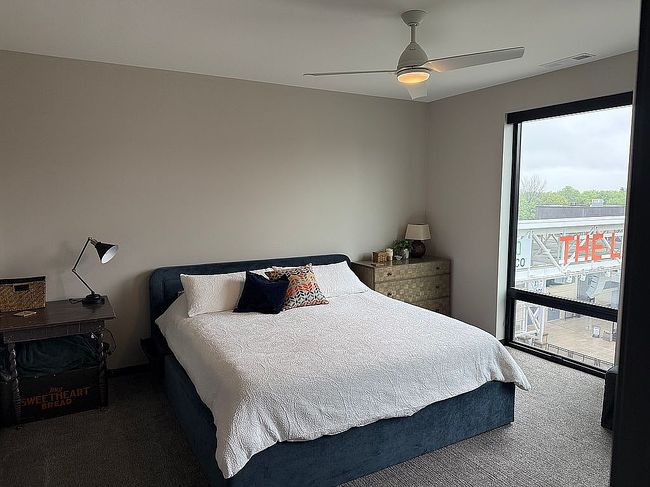 Image of 360 32nd Ave W #505