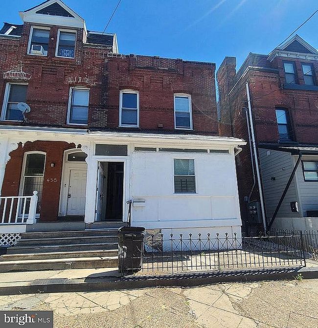 Image of 433 N 33rd St