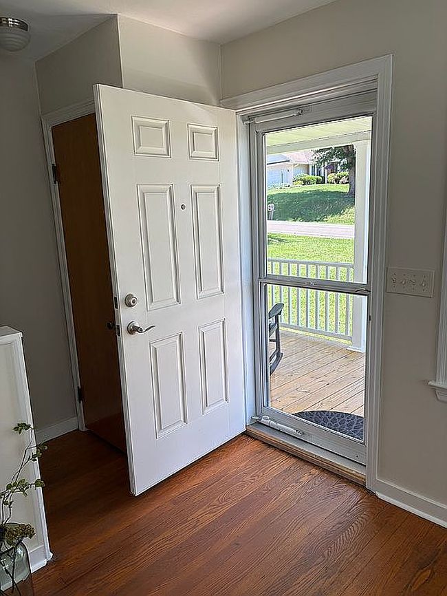 Photo of 2017 Warrensville Rd, Montoursville, PA