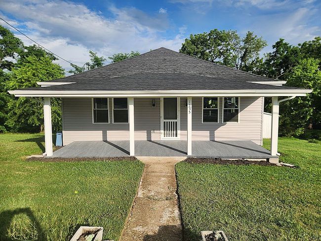 Photo of 1135 W Spiller St, Wytheville, VA