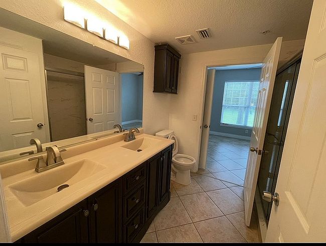 Preview of property located at 3701 Castle Pines Ln Apt 3917