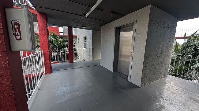 Image of 1750 W 46th St Apt 413