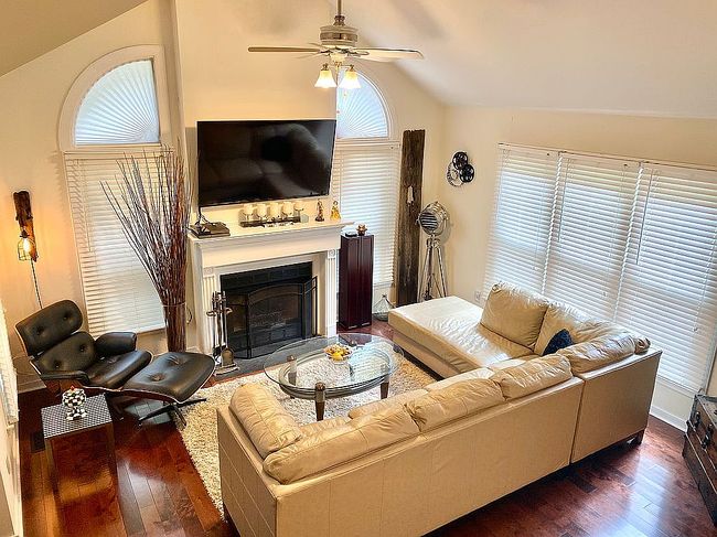 Image of 14305 Woods Walk Ln