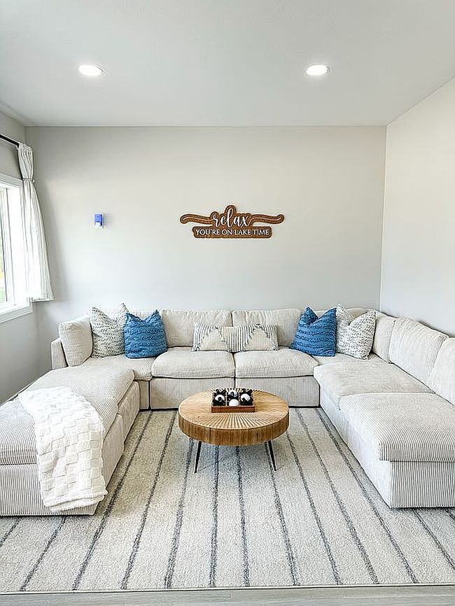 Photo of 1504 Dundee Ave, Spirit Lake, IA