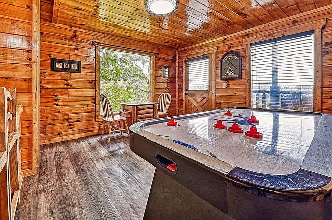 Photo of 2251 Upper Middle Creek Rd #31, Sevierville, TN