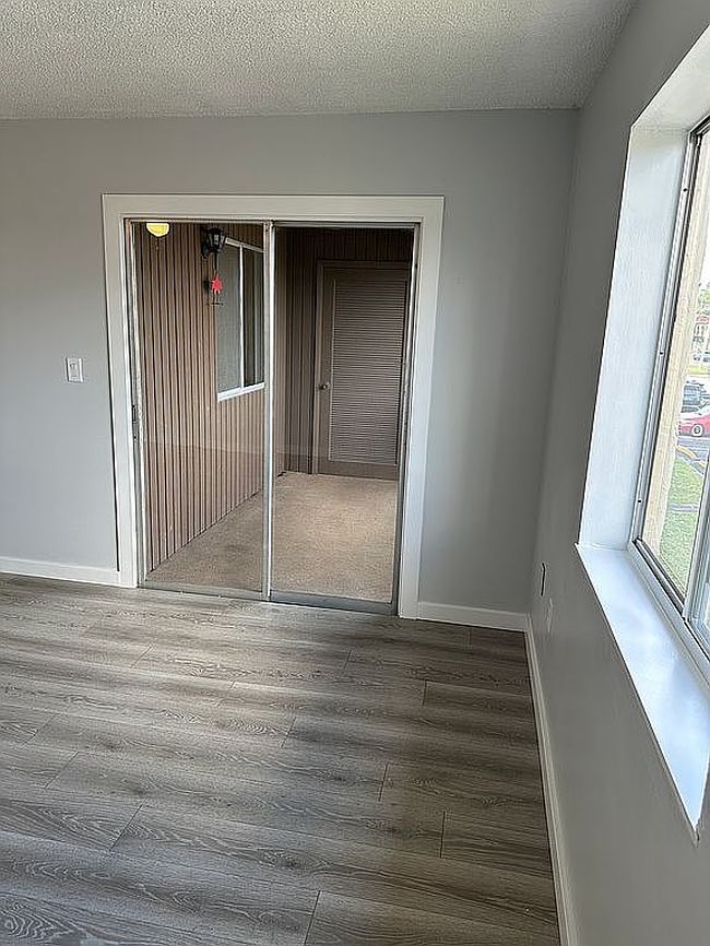 Photo of 6094 Forest Hill Blvd Apt 205